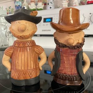 Holt Howard 1960’s Hillbilly Moonshiner Salt & Pepper Shakers. Great condition.